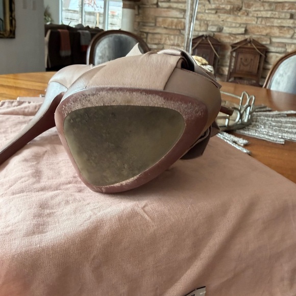 Miu Miu Women's Tan Suede Bow Heels - Picture 3 of 5